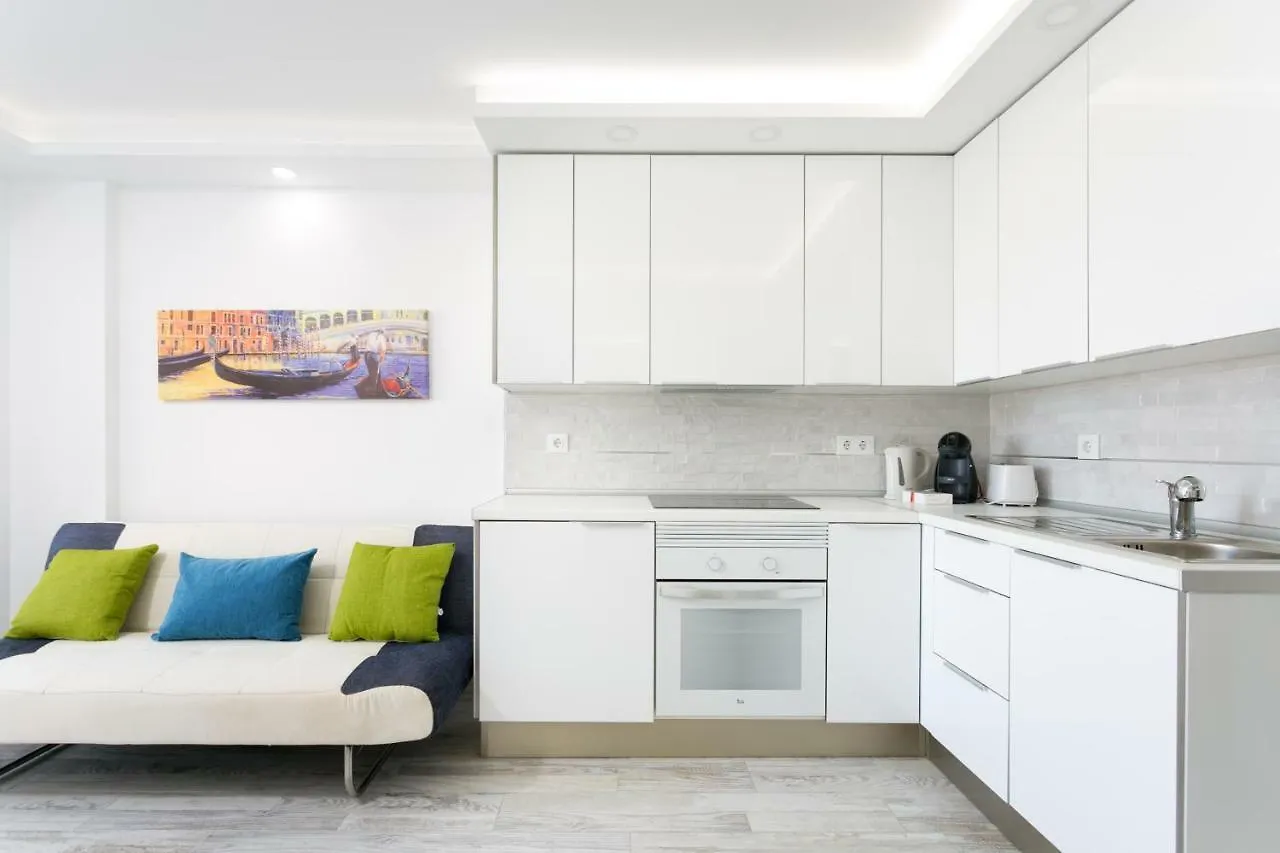 Апартаменты 408 Enchanting El Dorado Accommodation, Sea View! Плая-де-лас-Америкас
